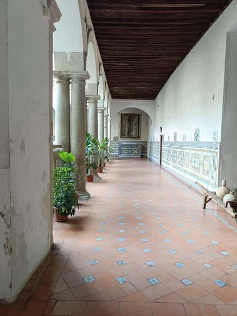 English: Toledo Marzipan Convent Route with tasting and wine - What Do the Reviews Say?