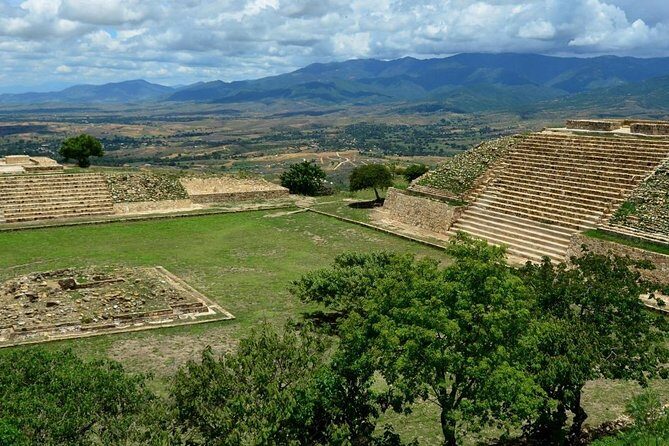 Enjoy all Pyramids of Oaxaca in Private Day Tour: Monte Alban, Mitla, Dainzú - FAQs