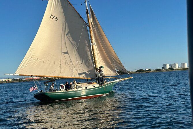 Enjoy An Unforgettable afternoon Aboard A Classic Sailing Yacht - Key Points