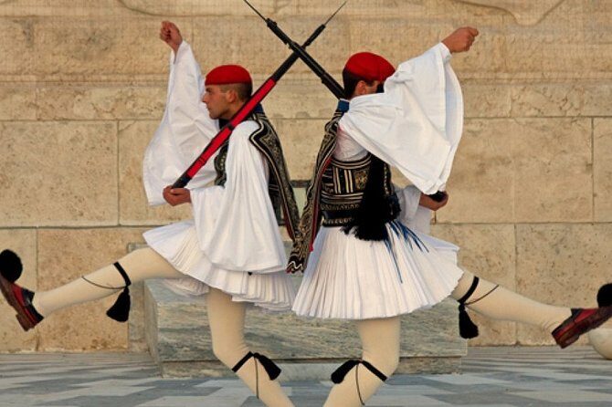 Enjoy Athens highlights in a Night Tour - FAQ