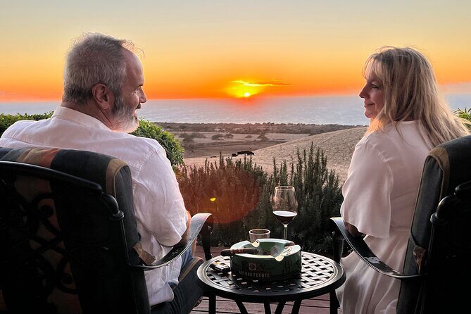 Enjoy Sunset with a Fine Cigar in Hawi - Key Points