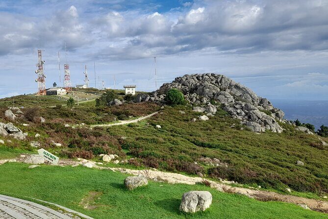 Enjoy The Private Tour To Silves Castle and Monchique Mountain - Key Points