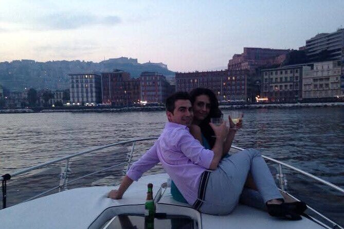 Enjoy the sunset in the Gulf of Naples with the Sunset Experience - The Experience in Detail