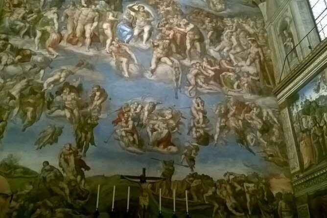 Enjoy Vatican Museums , Sistine Chapel : guided tour - The Real Experience: Benefits and Challenges