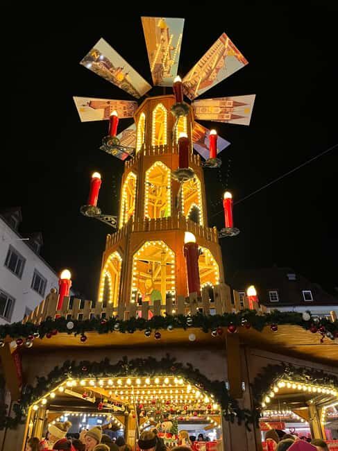 Enjoyable Advent tour: champagne, cookies & mulled wine in Würzburg - A Cozy Dive into Würzburg’s Christmas Spirit