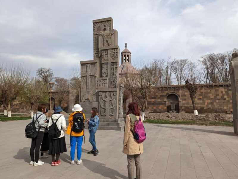 Enlightened Armenia: Echmiadzin, Khor Virap, Noravank, Areni - Key Points