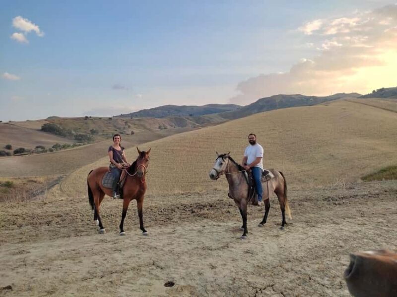 Enna: Horseback Riding Tour with Aperitivo and Scenic Views - Exploring Sicily on Horseback: What to Expect