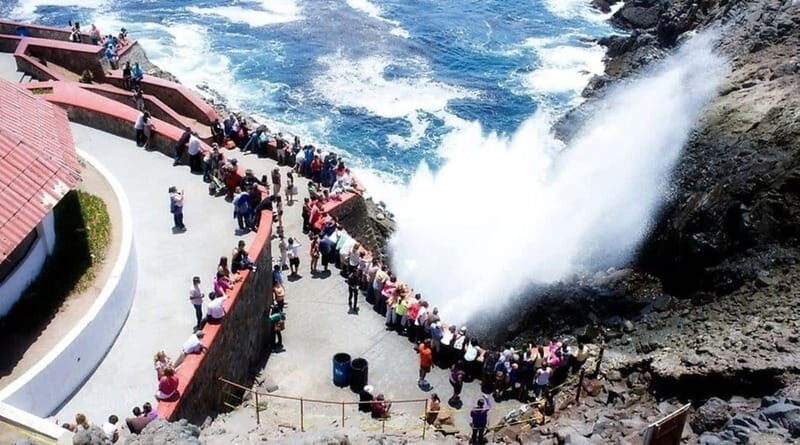 Ensenada: La Bufadora Guided Tour with Tequila Tasting - Key Points