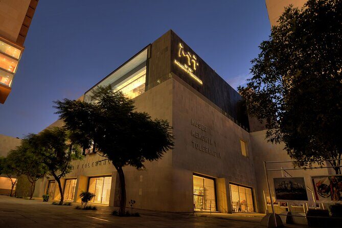 Entrance and Tour of Museum Memory and Tolerance - The Value of the Experience