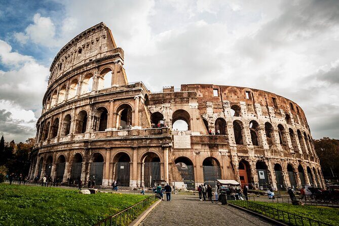 Entrance to the Colosseum, Roman Forum and Palatine Hill - Key Points