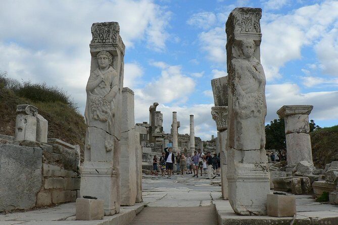 Ephesus Heritage Tour: Ephesus, Sirince, Artemission with Lunch - Who Is This Tour Best For?