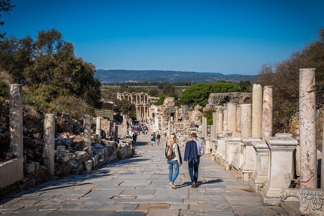 Ephesus Small Group Day Tour from Izmir - Lunch and the Cultural Touches