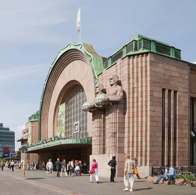 Epic Helsinki: English Speaking Walking Tour - Key Points