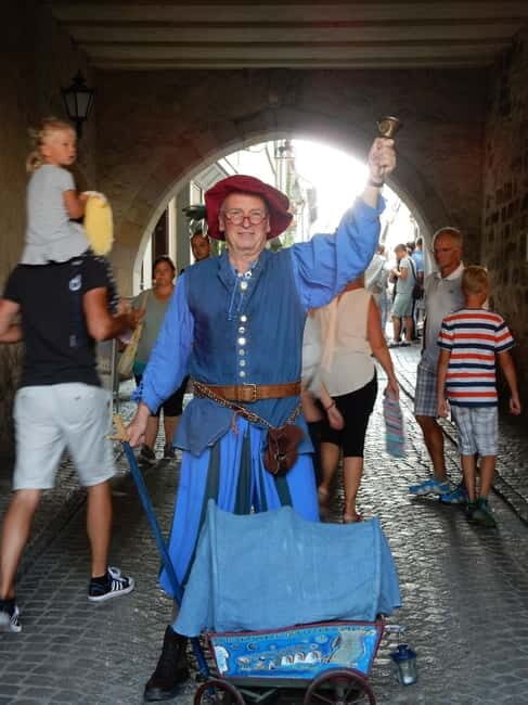 Erfurt: On the road with the Brückenkrämer. Tour with anniversary tasting. - Key Points