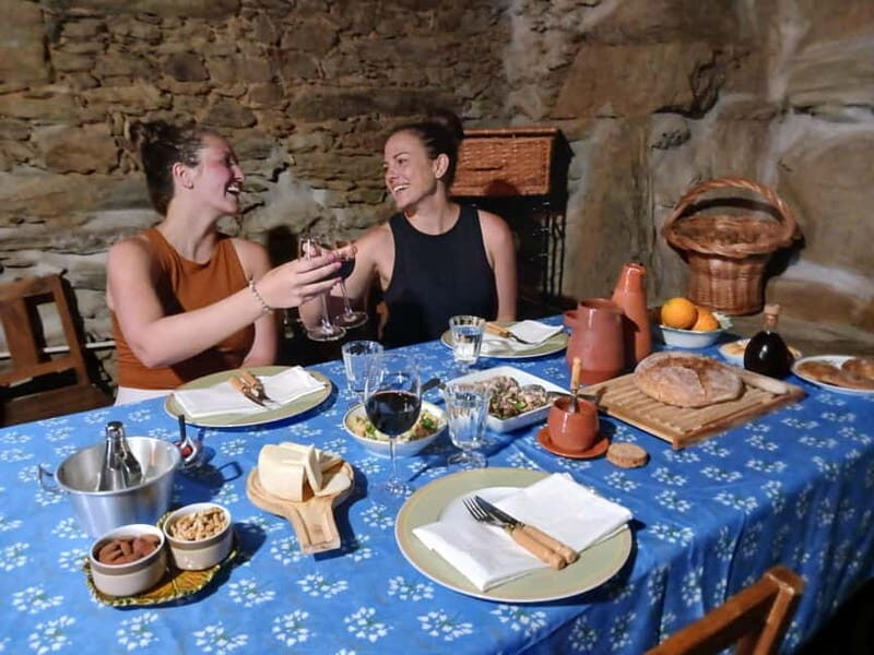 Ervedosa do Douro: Guided Walking Tour with Picnic Lunch - Key Points