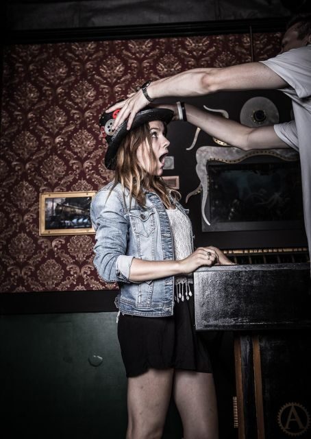 Escape Rooms by PanIQ Room in Budapest - The Booking Process and Practicalities