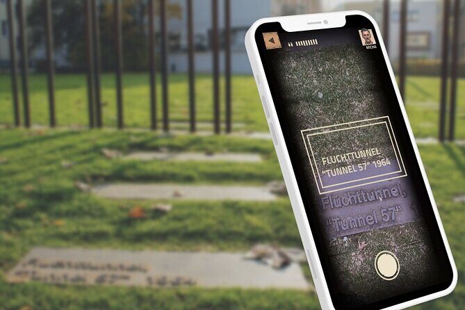 Escaping and spying on the Berlin Wall Scavenger hunt - How Well Do Participants Rate It?