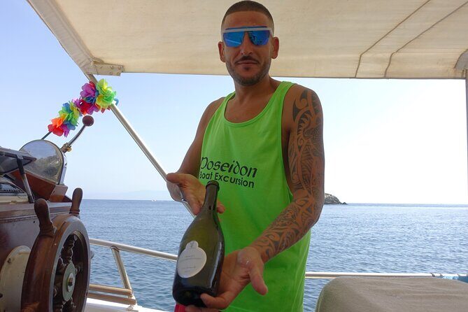 Escursioni in barca Taormina Giardini Naxos Isola bella - Who Should Consider This Tour?