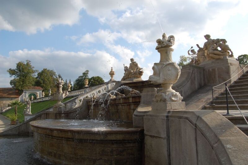 eský Krumlov: 2 Hour Private Walking Tour with Guide - Who Will Love This Tour?