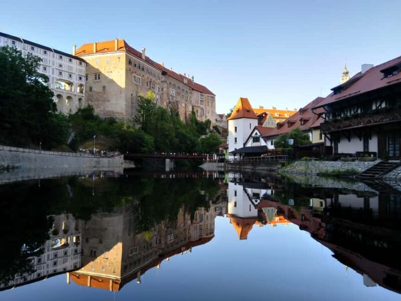 eský Krumlov: Private Guided Walking Tour - What to Expect During the Tour