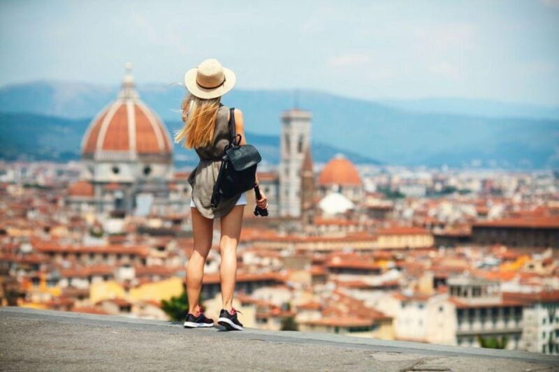 Essential Florence Walking Tour to discover its history - Key Points