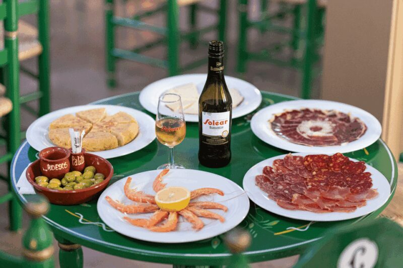 Estepona: Andalusian Flamenco Show Entry Ticket with Drink - Key Points