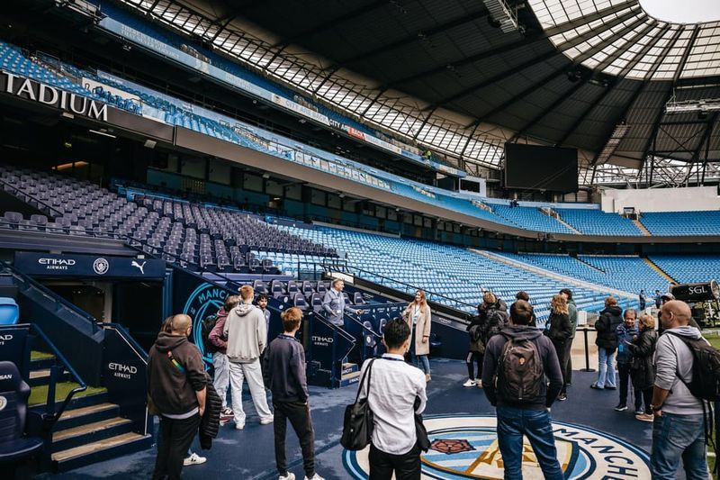 Etihad Stadium: The Manchester City Stadium Tour - Guides make or break it: what guests consistently praise