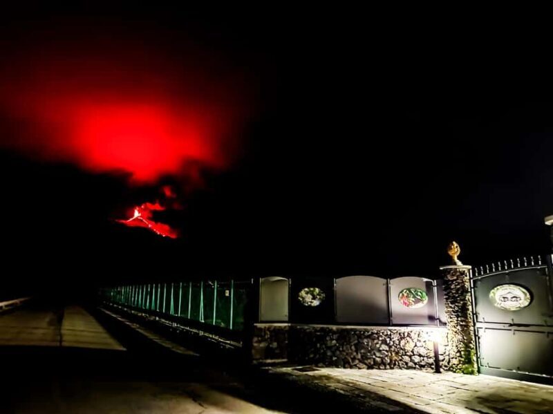 Etna Aromatic Experience: Scents of Sicily and Signature Flavors - Who Should Consider This Tour?