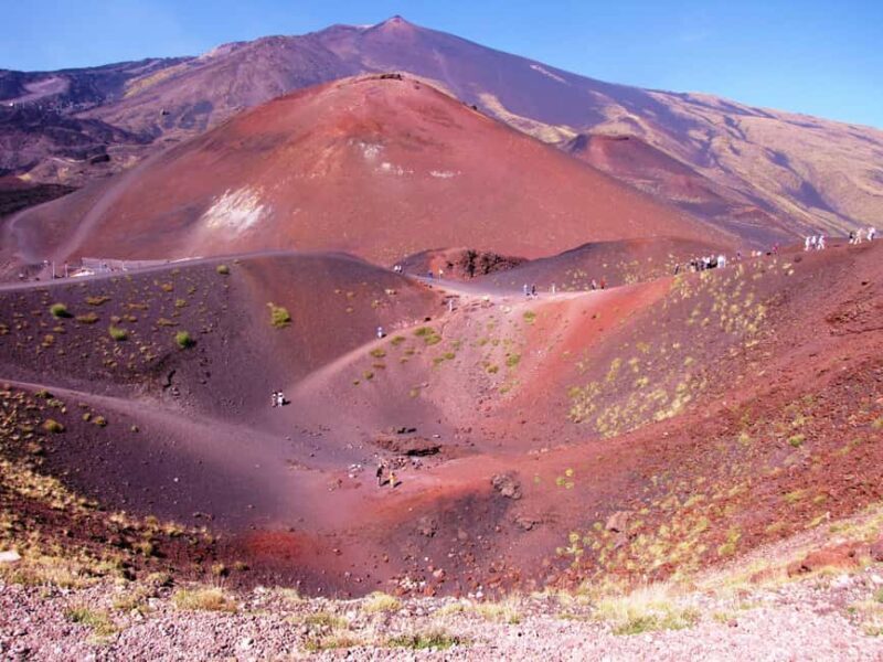 Etna by Panoramic Bus, Audioguide 9 languages, from Catania - The Experience on Board