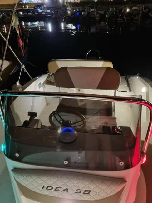 Evening boat trip with aperitif and sunset in Vieste - Key Points