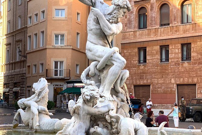 Evening Tour of the Citys Most Iconic Sights - Up To 6 People - Who Is This Tour Best For?