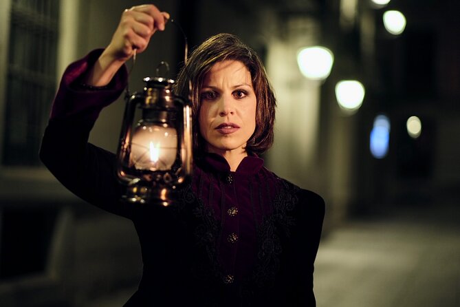 Evening Walking Tour: Spanish Inquisition & Legends of Old Madrid - Stop-by-stop: how the route works and what each place adds