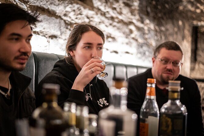 Evolution of Gin and Underground Gin Tasting in Edinburgh - A Deep Dive into the Experience