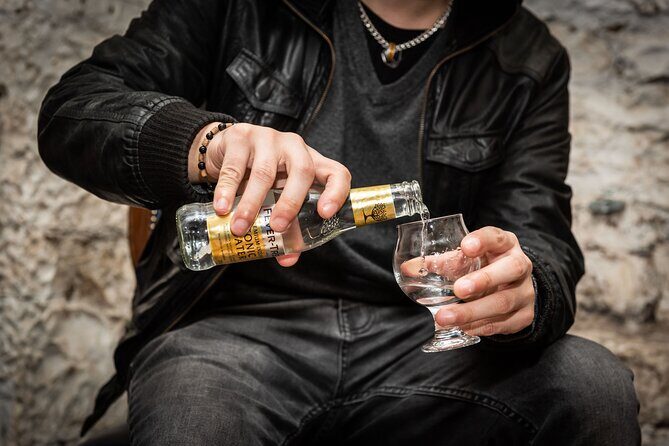 Evolution of Gin and Underground Gin Tasting in Edinburgh - The Venue: The Lost Close