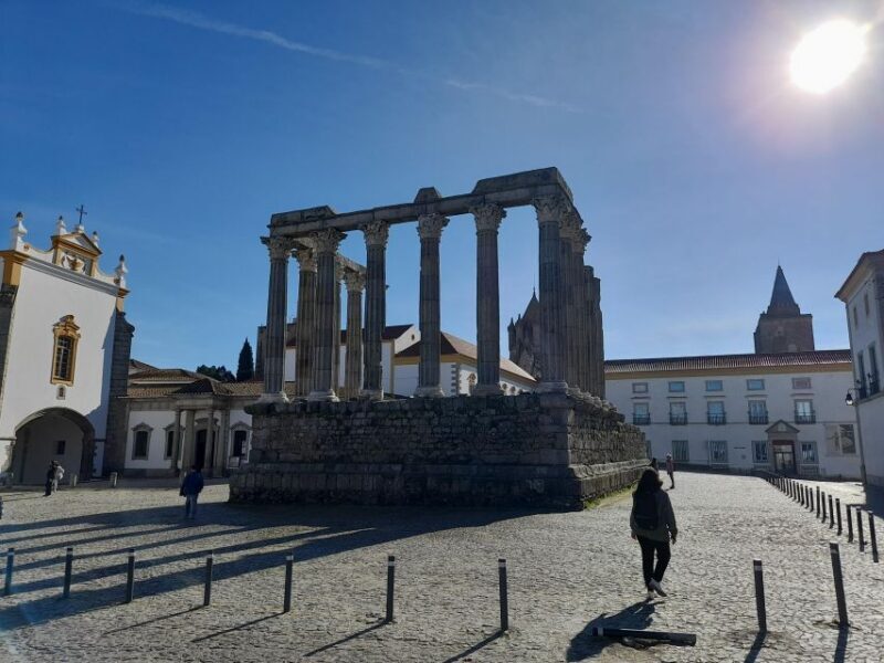 ÉVORA AND MONSARAZ FULL DAY PRIVATE TOUR BY CAR - A Closer Look at the Tour Itinerary