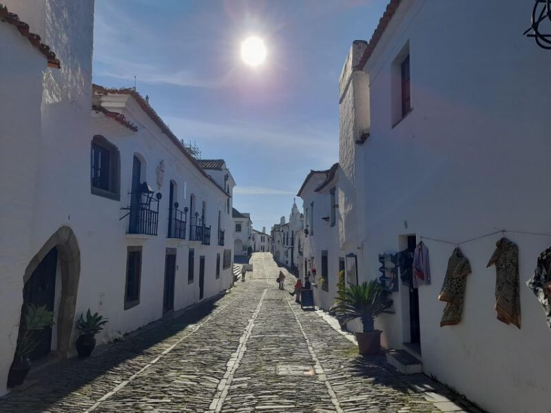 ÉVORA AND MONSARAZ FULL DAY PRIVATE TOUR BY CAR - What Makes This Tour Special?