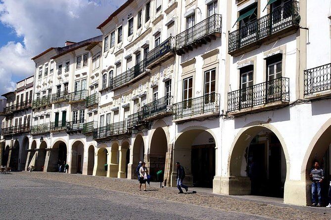 Evora and Monsaraz Wine Tasting Private Tour - Exploring the Itinerary