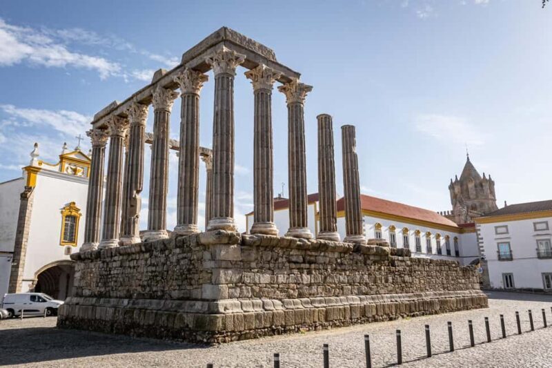 Évora: Private & Flexible Walking Tour in Historic Center - A Deep Dive Into the Évora Experience
