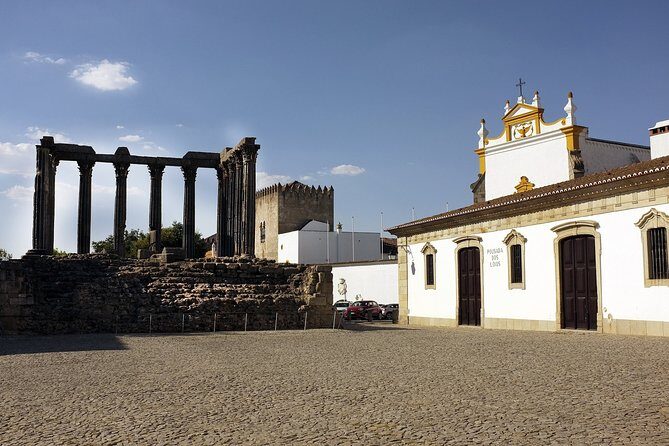 Évora Private Walking Tour with a Professional Guide - FAQ