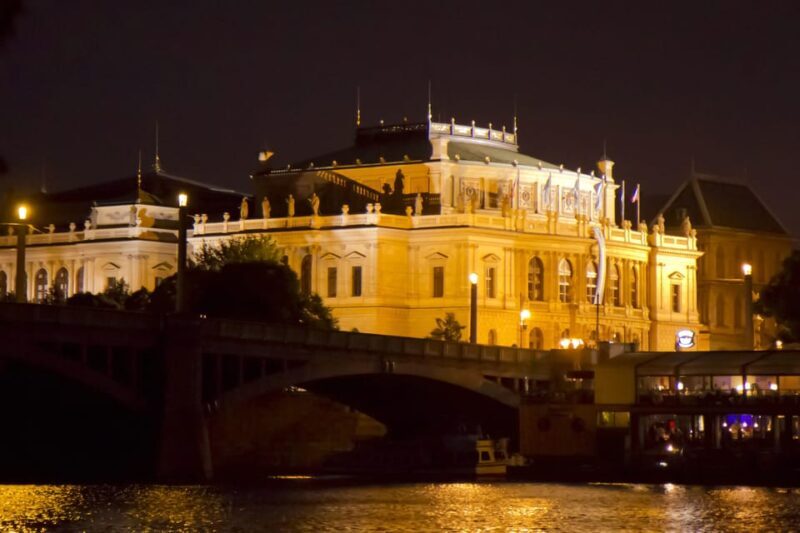 Exceptional Private Prague bike tour - Key Points