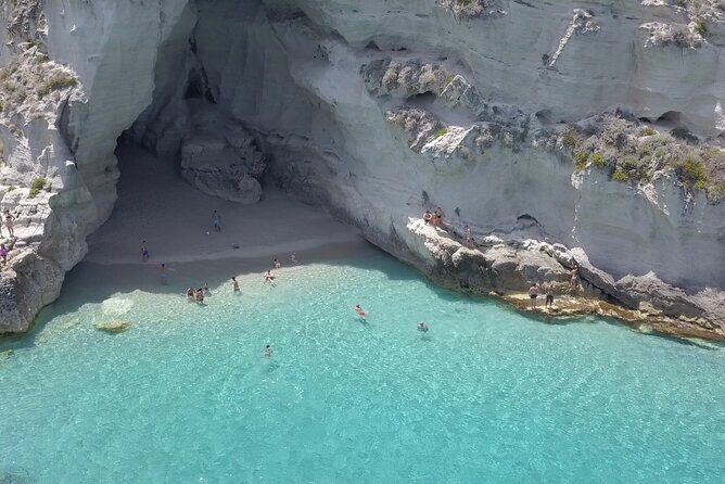 Exclusive boat tour in Tropea. Just you and your family - 4 hours - Why This Boat Tour Stands Out