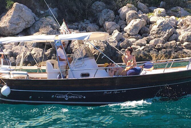 Exclusive Boat Tour to Capri with Swim Stop and Aperitif - What Travelers Are Saying
