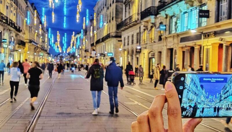 Exclusive! Bordeaux: Nighttime Highlights Walking Tour - Tasting the Local Flavor: The Cannelé Pastry