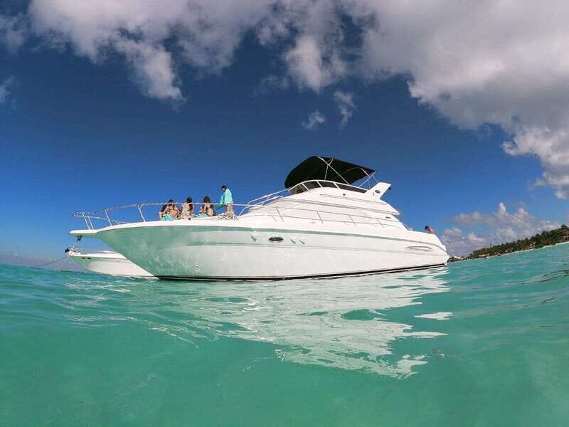 Exclusive Cancun private yacht sail the Caribbean - The Experience on the Water