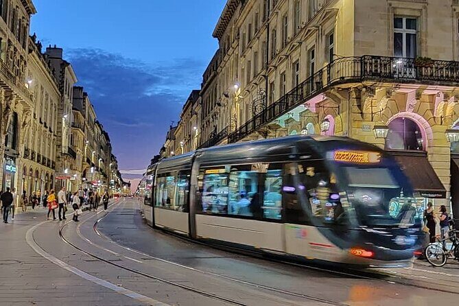 Exclusive ! Discover Vibrant Bordeaux at Night :Night Tour! - The Experience: What to Expect
