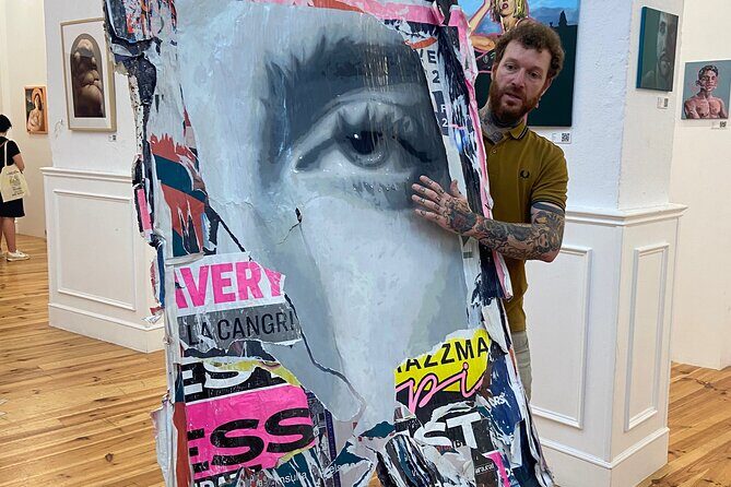 Exclusive gallery walk in Barcelonas art district - The Value of the Experience