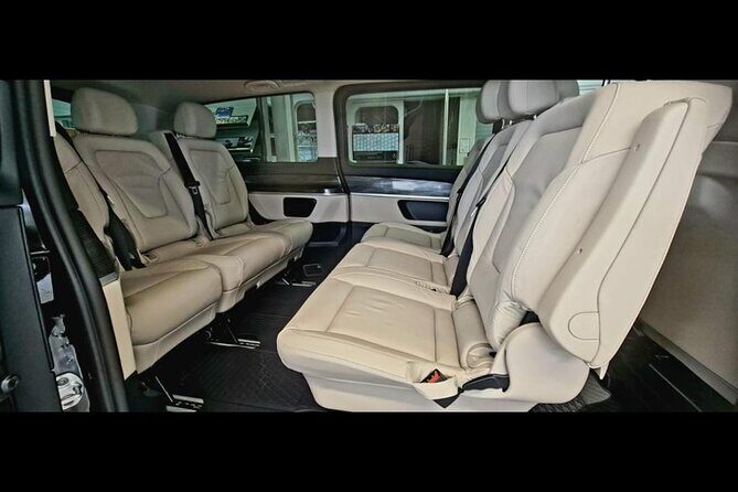 Exclusive Green Airport Limousinenservice - Introduction