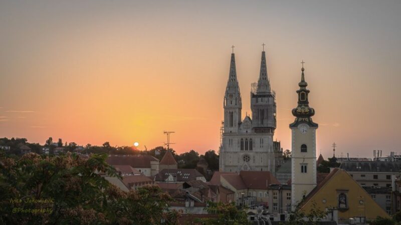 Exclusive old Zagreb walking tour - Key Points