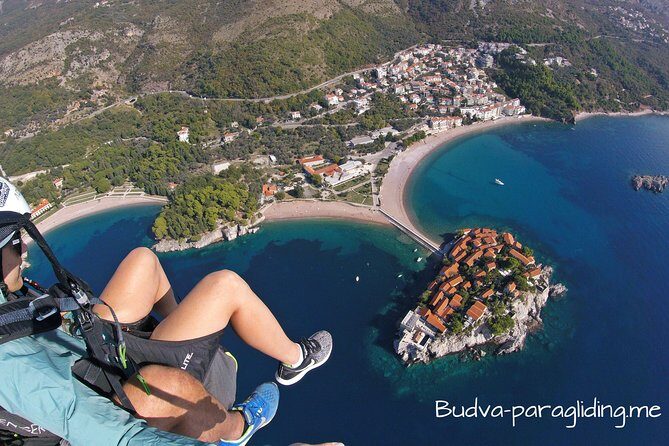 Exclusive Paragliding Montenegro - Safety and Guides