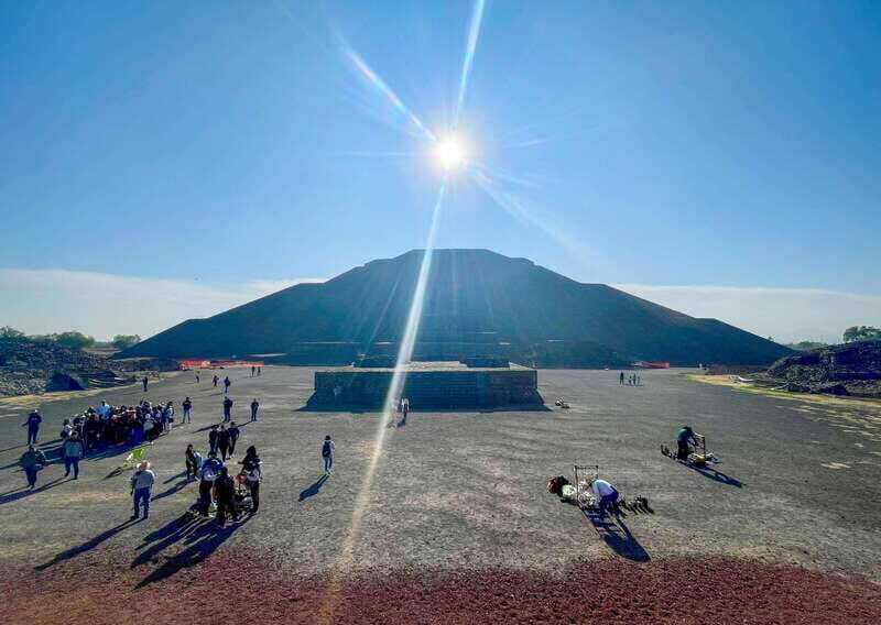 Exclusive private tour of the pyramids with a European guide in Mexico City - FAQs